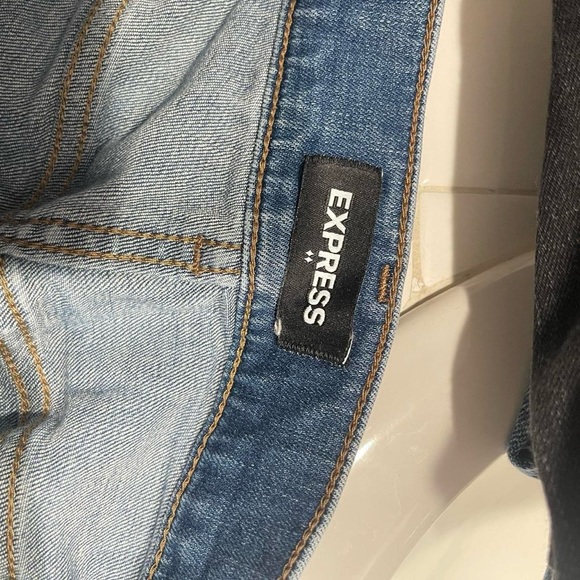 Express Mom Jeans - Picture 3 of 4